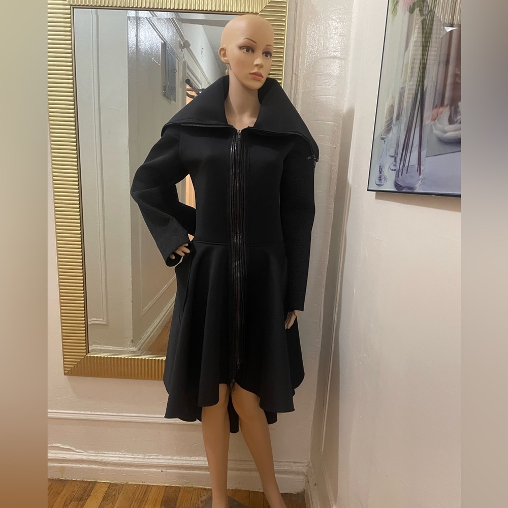 Sohung design Elegant Black Flared Coat - Picture 13 of 13